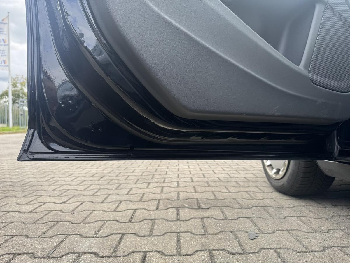 Volvo V60 original T&uuml;r vorn links 01900 Black Stone Rohbau Bj.2011